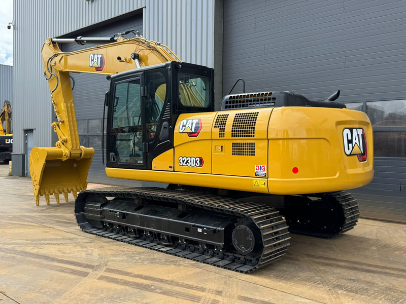 Caterpillar 323D3 - Pásové rýpadlo: obrázek 3 Caterpillar 323D3 - Pásové rýpadlo: obrázek 3
