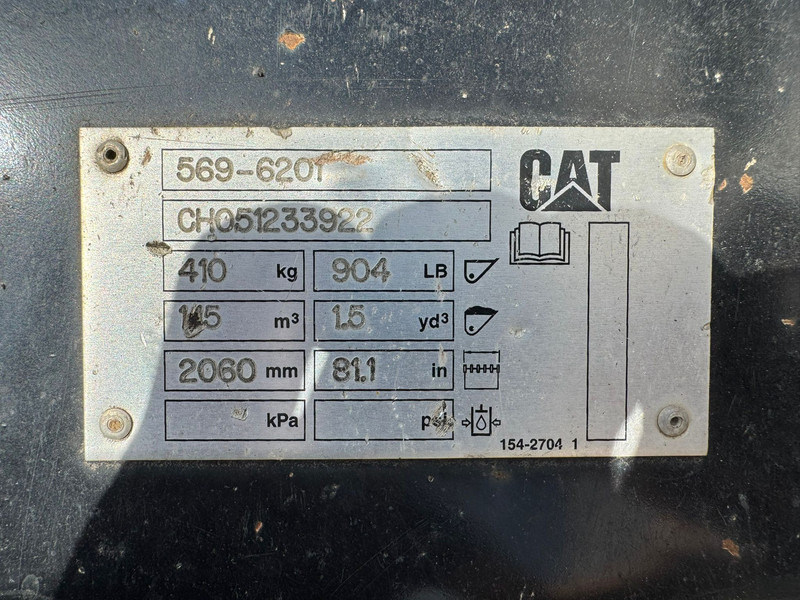 Kolový nakladač Caterpillar 908M: obrázek 13 Kolový nakladač Caterpillar 908M: obrázek 13