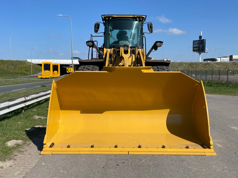 Kolový nakladač Caterpillar 972M XE - CE / new tires / new bucket edge: obrázek 8