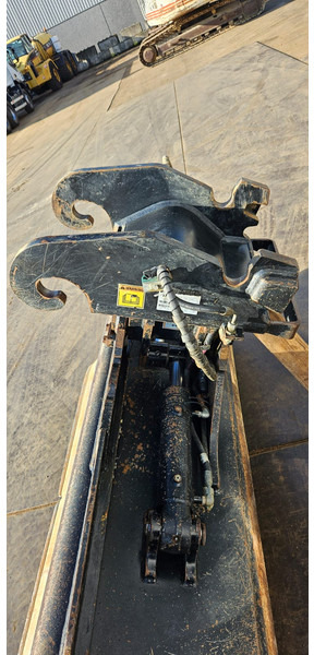 Nakládací lžíce Caterpillar CAT DCT Bucket CW40S Kantelbak: obrázek 10 Nakládací lžíce Caterpillar CAT DCT Bucket CW40S Kantelbak: obrázek 10