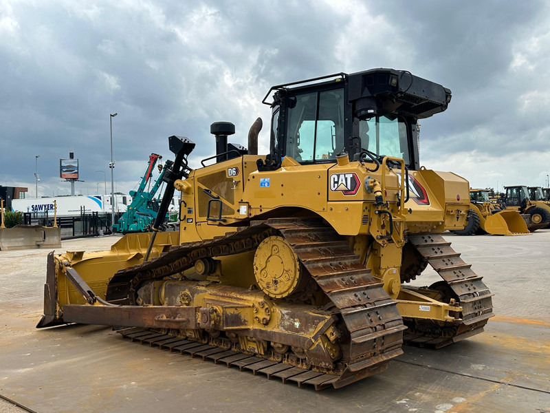 Caterpillar D6 LGP - Buldozer: obrázek 3 Caterpillar D6 LGP - Buldozer: obrázek 3