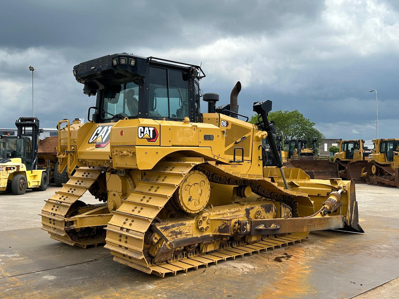 Caterpillar D6 LGP - Buldozer: obrázek 5 Caterpillar D6 LGP - Buldozer: obrázek 5