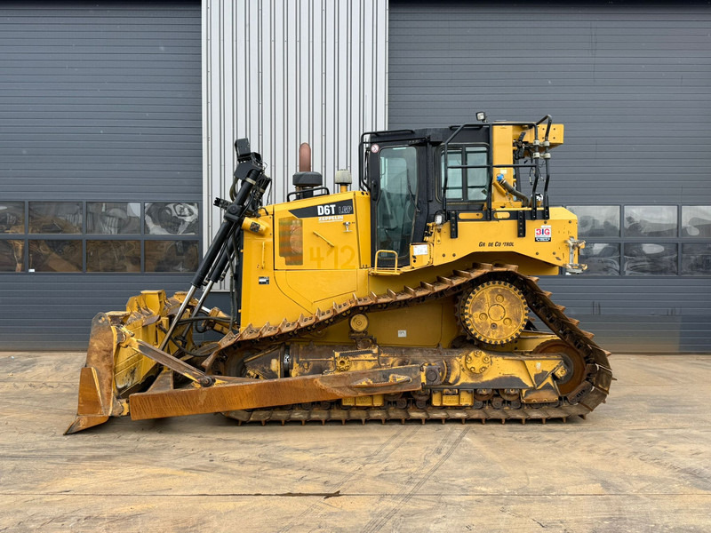 Caterpillar D6T LGP - Buldozer: obrázek 1 Caterpillar D6T LGP - Buldozer: obrázek 1