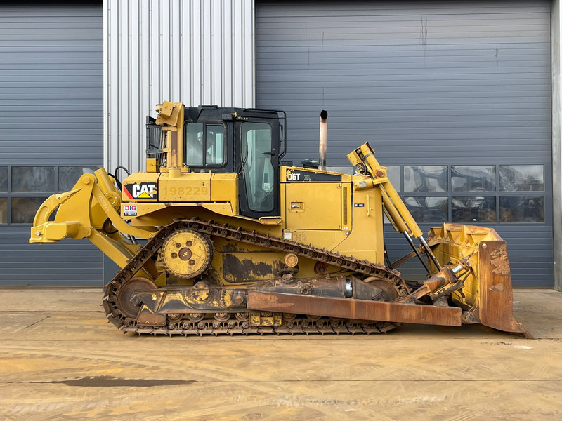 Buldozer Caterpillar D6T XL: obrázek 6