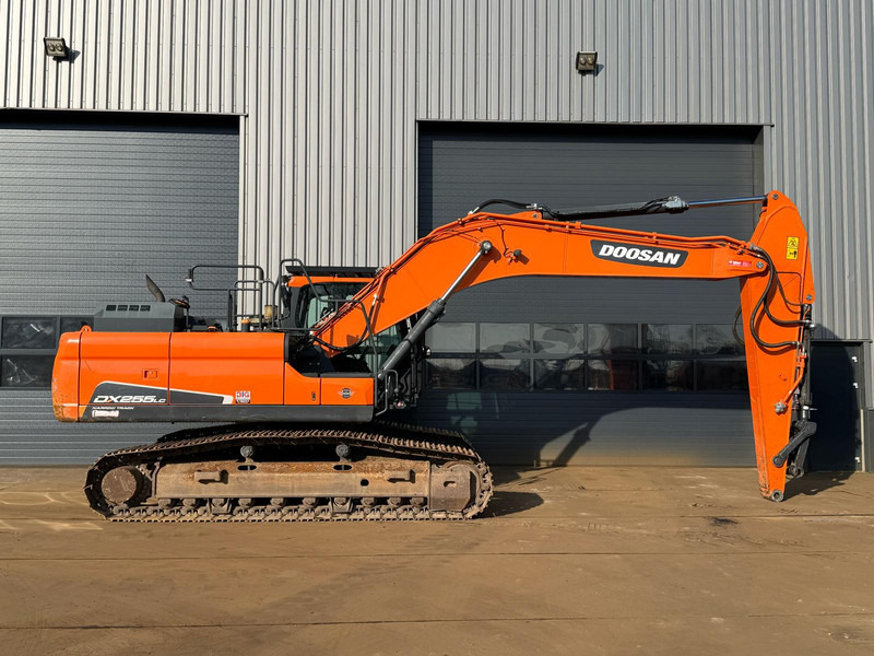 Pásové rýpadlo Doosan DX255NLC-5: obrázek 6