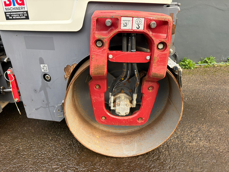 Válec Dynapac CC1200: obrázek 13