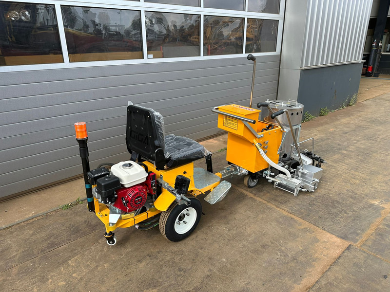 Giga power 860 Road Marking Machine - Technika pro ukládaní asfaltu: obrázek 4 Giga power 860 Road Marking Machine - Technika pro ukládaní asfaltu: obrázek 4