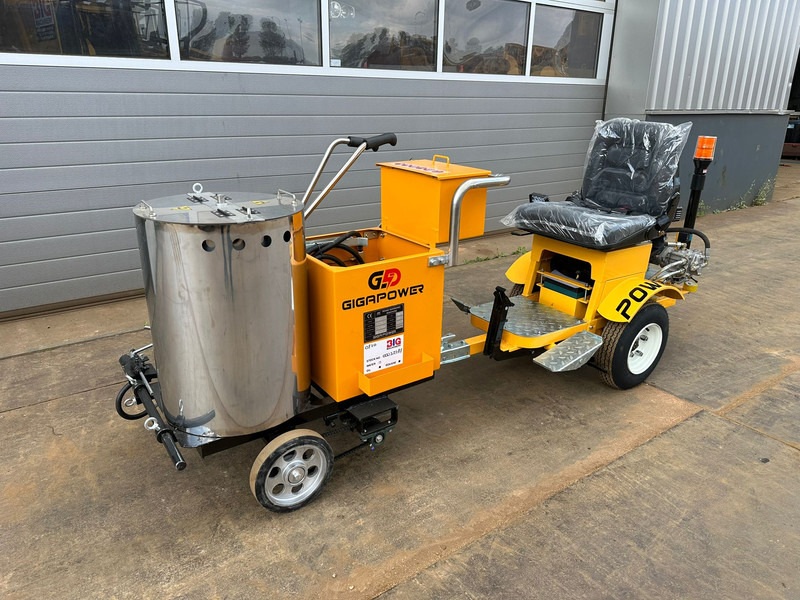 Giga power 860 Road Marking Machine - Technika pro ukládaní asfaltu: obrázek 3 Giga power 860 Road Marking Machine - Technika pro ukládaní asfaltu: obrázek 3