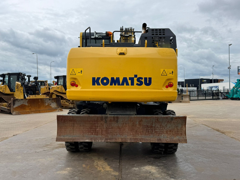 Komatsu PW180-11 - Kolesové rýpadlo: obrázek 4 Komatsu PW180-11 - Kolesové rýpadlo: obrázek 4