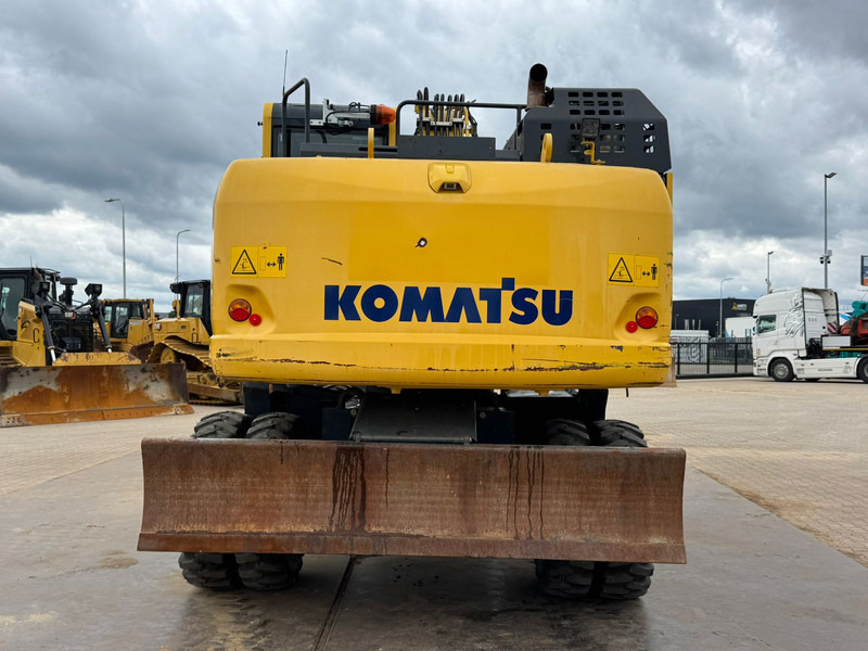 Komatsu PW180-11 - Kolesové rýpadlo: obrázek 4 Komatsu PW180-11 - Kolesové rýpadlo: obrázek 4