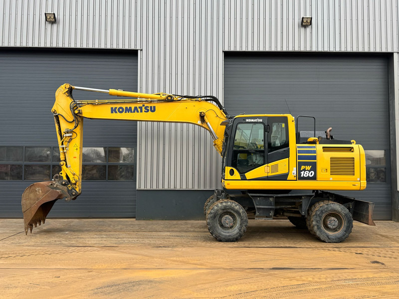 Komatsu PW180-11 - Kolesové rýpadlo: obrázek 1 Komatsu PW180-11 - Kolesové rýpadlo: obrázek 1
