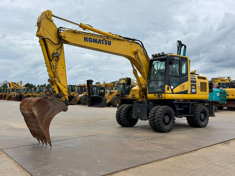 Komatsu PW180-11 - Kolesové rýpadlo: obrázek 2 Komatsu PW180-11 - Kolesové rýpadlo: obrázek 2