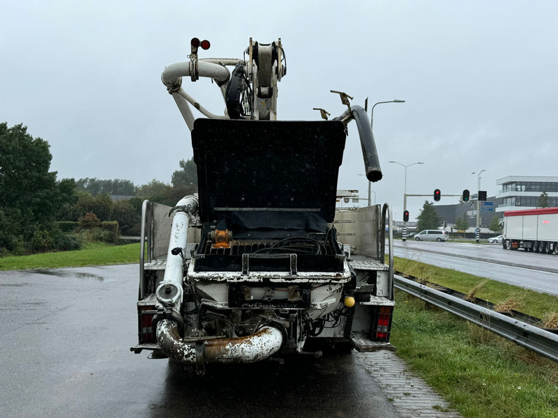 MAN TGA 26.360 6x4 with Putzmeister BSF24-4.16 24m Concrete Pump - Autočerpadlo: obrázek 4 MAN TGA 26.360 6x4 with Putzmeister BSF24-4.16 24m Concrete Pump - Autočerpadlo: obrázek 4