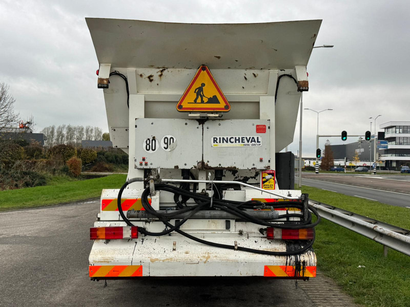 MERCEDESBENZ Axor 2533 6x2x4 Rincheval Bitumensprayer / chip spreader - Nákladní auto: obrázek 4 MERCEDESBENZ Axor 2533 6x2x4 Rincheval Bitumensprayer / chip spreader - Nákladní auto: obrázek 4