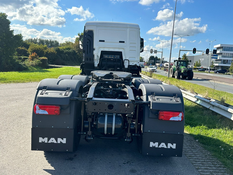MAN TGS 33.400 BB SA 6x4 Manual - Tahač: obrázek 5 MAN TGS 33.400 BB SA 6x4 Manual - Tahač: obrázek 5