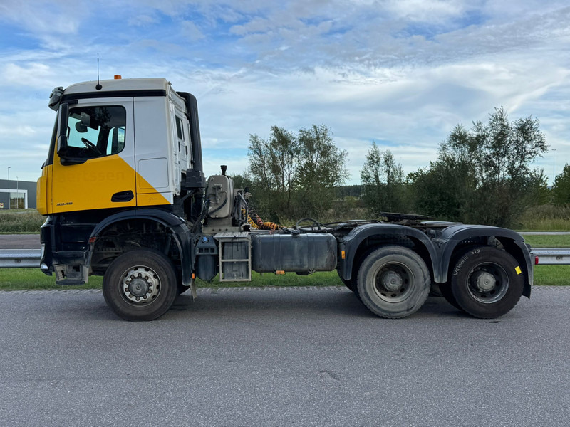 MERCEDESBENZ AROCS 3345 - Tahač: obrázek 2 MERCEDESBENZ AROCS 3345 - Tahač: obrázek 2