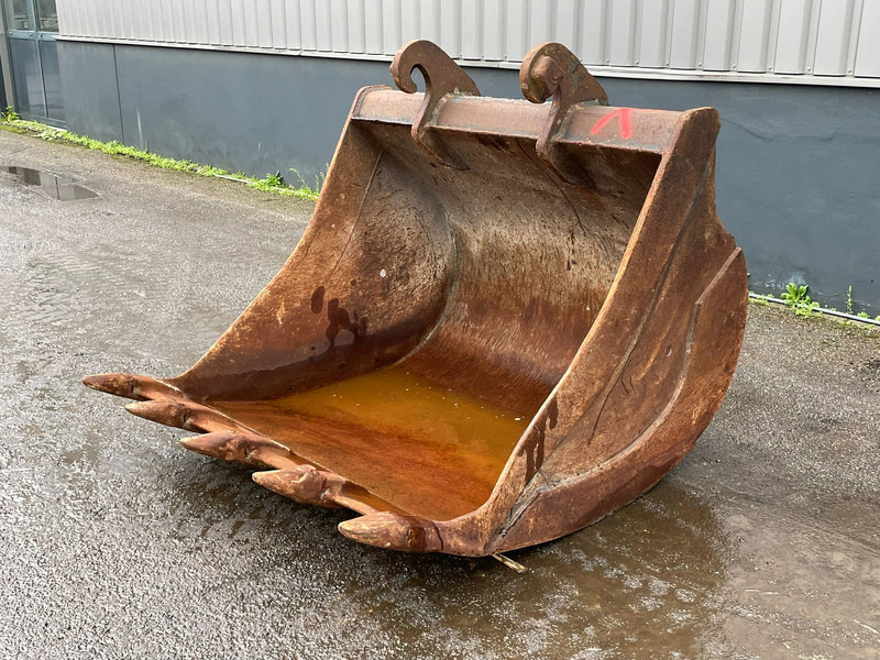 Verachtert Bucket with teeth - Lžíce: obrázek 1 Verachtert Bucket with teeth - Lžíce: obrázek 1