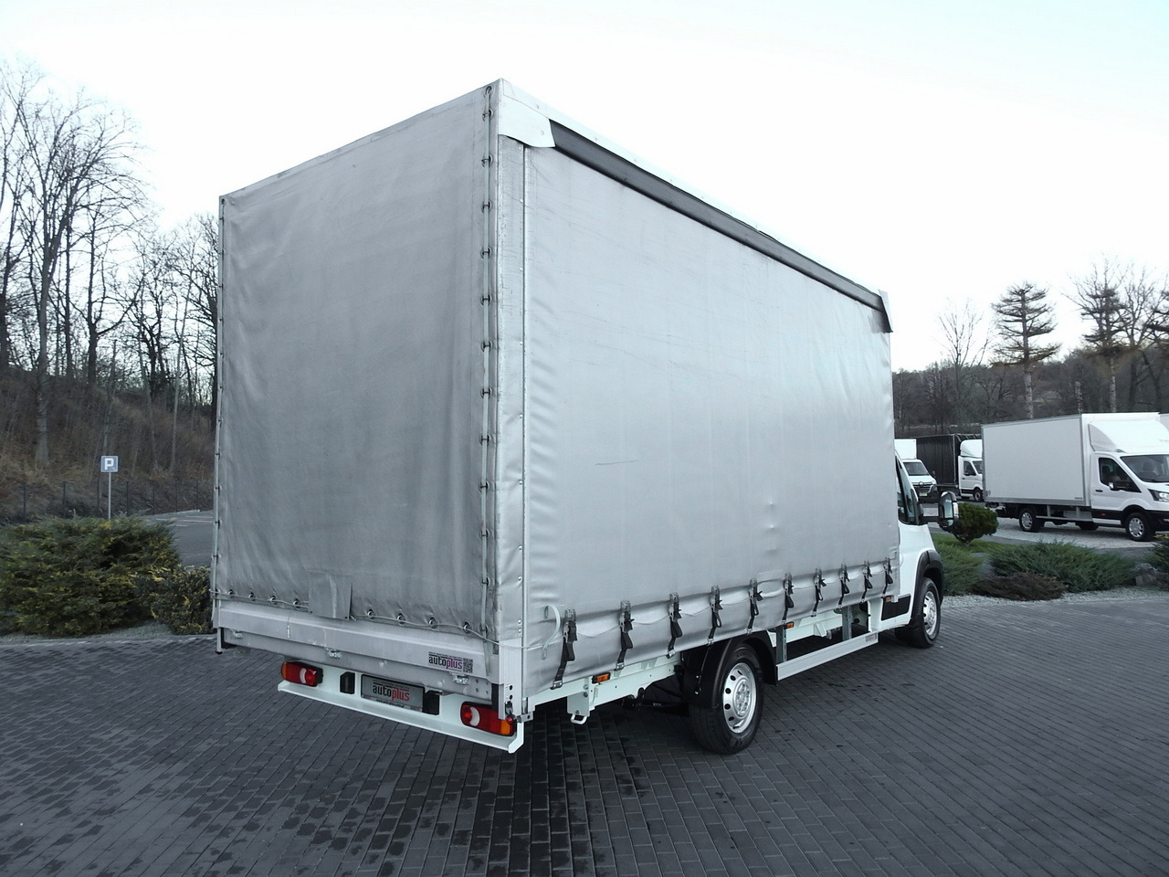 CITROEN JUMPER TARPAULIN 10 PALLETS CRUISE CONTROL AIR CONDITIONING LED LIGHTS PNEUMATICS 165HP - Plachtová dodávka: obrázek 3 CITROEN JUMPER TARPAULIN 10 PALLETS CRUISE CONTROL AIR CONDITIONING LED LIGHTS PNEUMATICS 165HP - Plachtová dodávka: obrázek 3