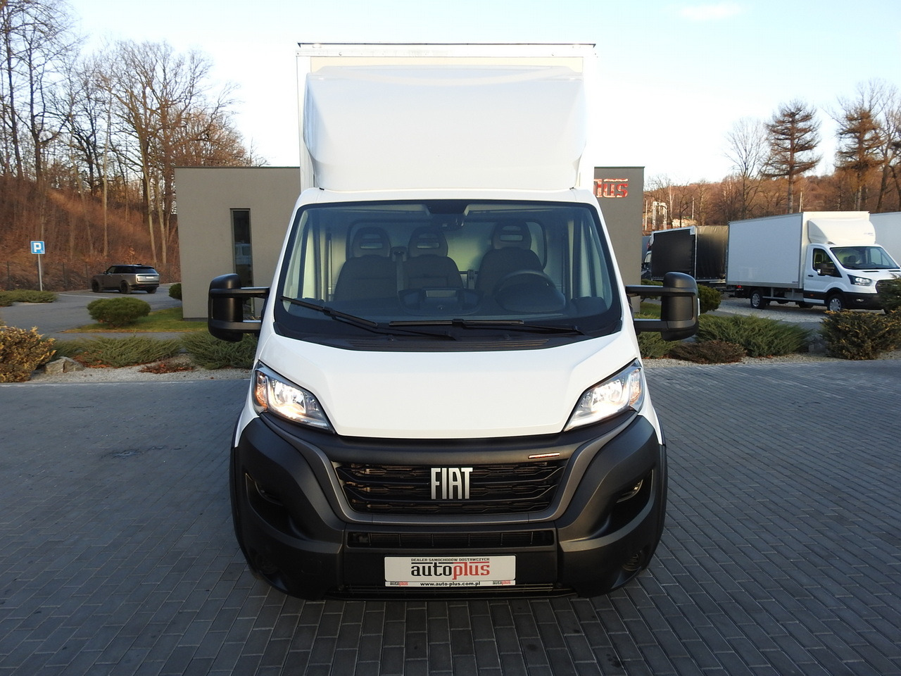 FIAT DUCATO BOX LIFT 8 PALLETS CRUISE CONTROL AIR CONDITIONING 180HP - Dodávka skřín: obrázek 5 FIAT DUCATO BOX LIFT 8 PALLETS CRUISE CONTROL AIR CONDITIONING 180HP - Dodávka skřín: obrázek 5