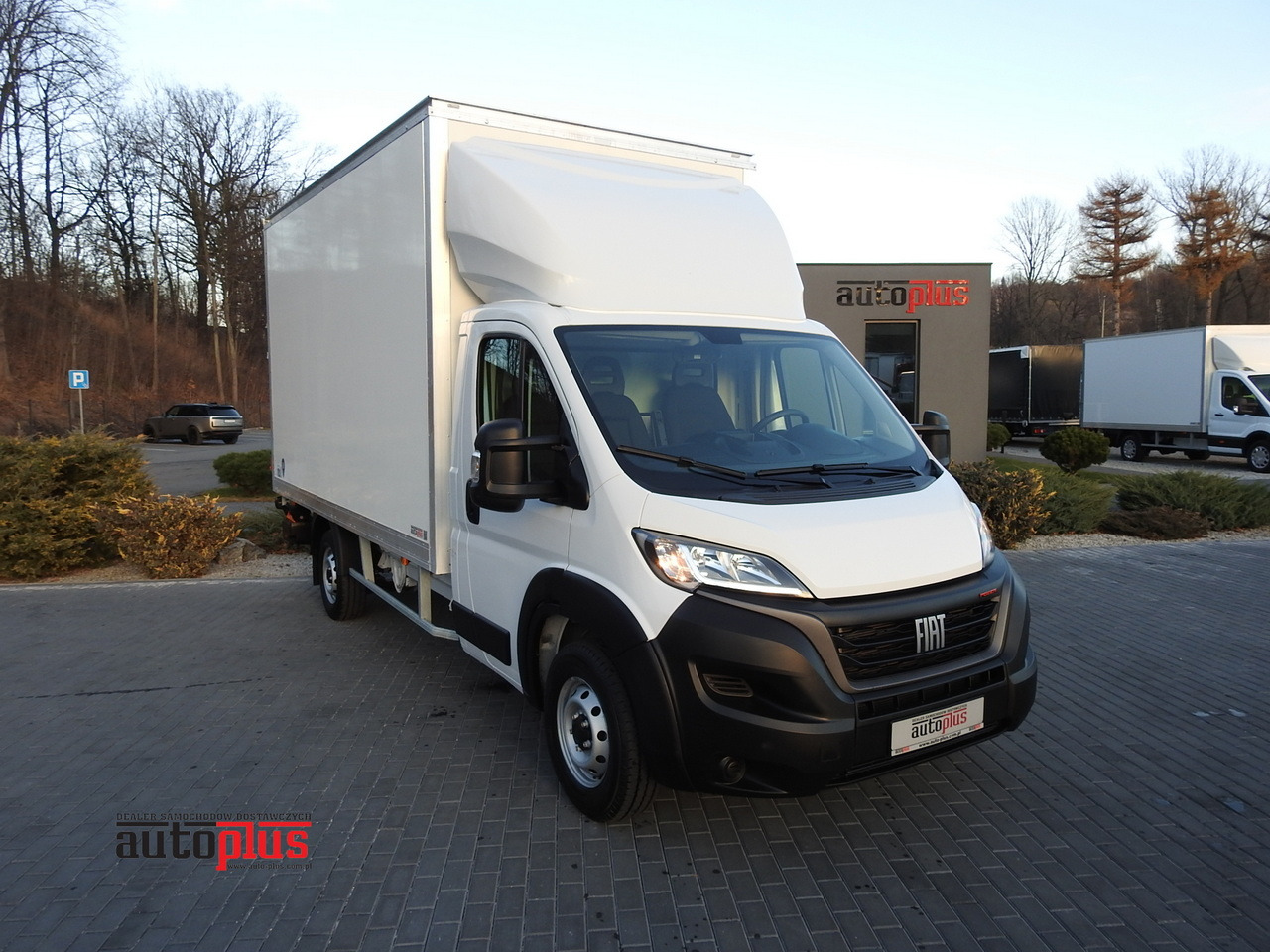 FIAT DUCATO BOX LIFT 8 PALLETS CRUISE CONTROL AIR CONDITIONING 180HP - Dodávka skřín: obrázek 1 FIAT DUCATO BOX LIFT 8 PALLETS CRUISE CONTROL AIR CONDITIONING 180HP - Dodávka skřín: obrázek 1