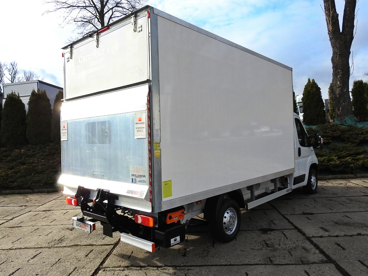 FIAT DUCATO BOX LIFT 8 PALLETS CRUISE CONTROL NAVIGATION AIR CONDITIONING LED LIGHTS 130HP - Dodávka skřín: obrázek 3 FIAT DUCATO BOX LIFT 8 PALLETS CRUISE CONTROL NAVIGATION AIR CONDITIONING LED LIGHTS 130HP - Dodávka skřín: obrázek 3