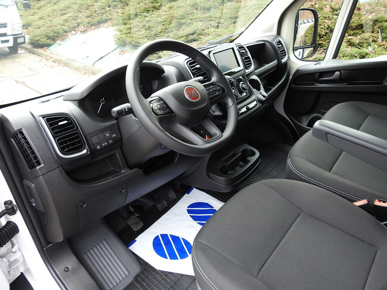 FIAT DUCATO - Plachtová dodávka: obrázek 2 FIAT DUCATO - Plachtová dodávka: obrázek 2