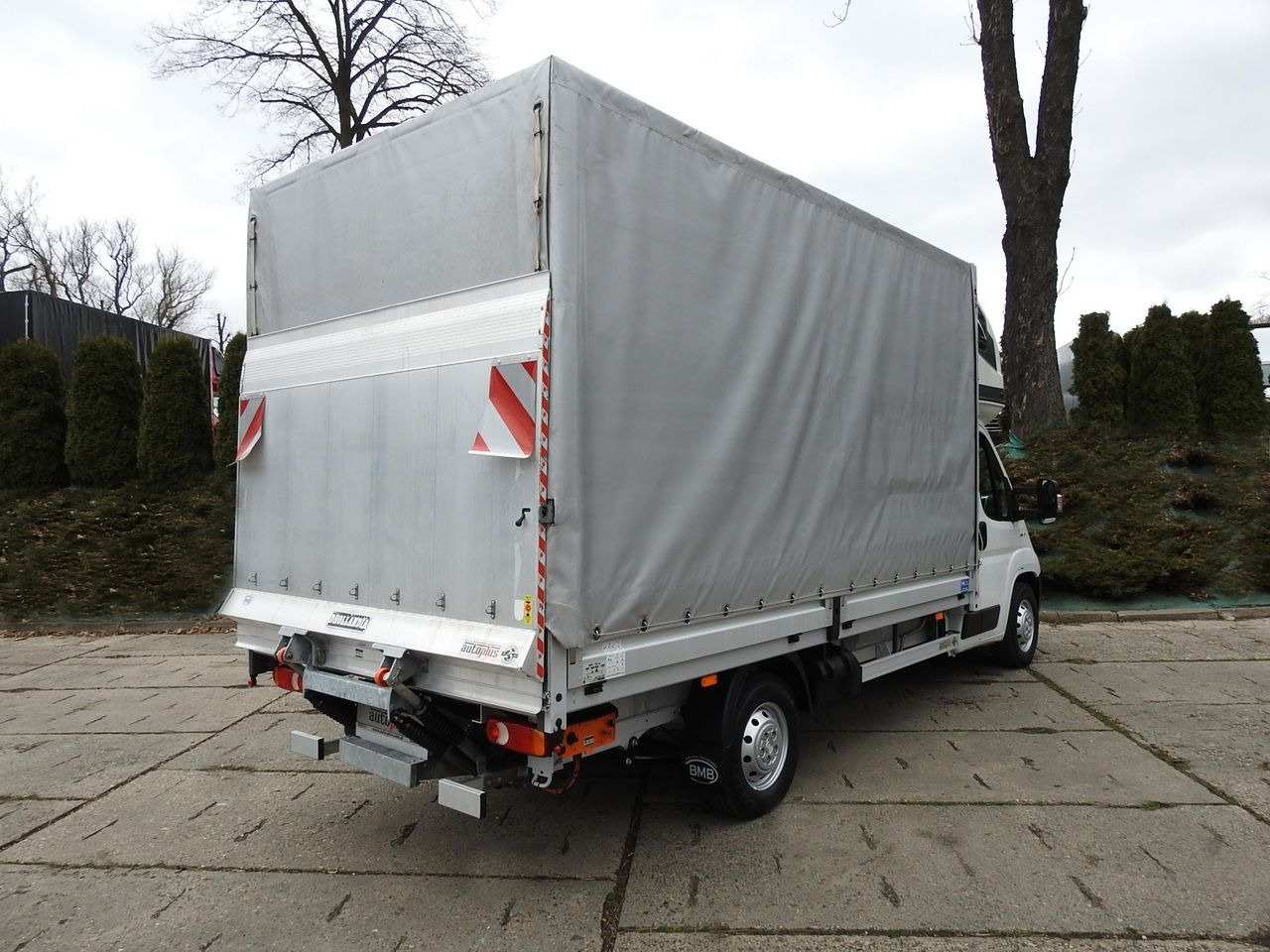 FIAT DUCATO TARPAULIN LIFT 8 PALLETS WEBASTO CRUISE CONTROL AIR CONDITIONING 150HP - Plachtová dodávka: obrázek 3 FIAT DUCATO TARPAULIN LIFT 8 PALLETS WEBASTO CRUISE CONTROL AIR CONDITIONING 150HP - Plachtová dodávka: obrázek 3