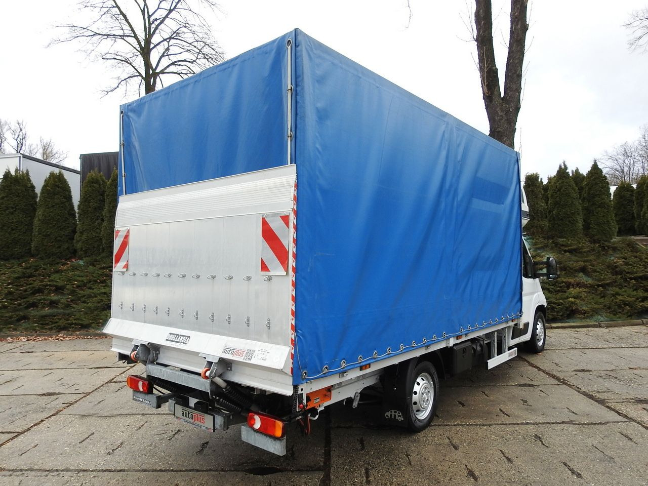 FIAT DUCATO TARPAULIN LIFT 9 PALLETS WEBASTO CRUISE CONTROL A/C LED LAMP 180HP - Plachtová dodávka: obrázek 3 FIAT DUCATO TARPAULIN LIFT 9 PALLETS WEBASTO CRUISE CONTROL A/C LED LAMP 180HP - Plachtová dodávka: obrázek 3
