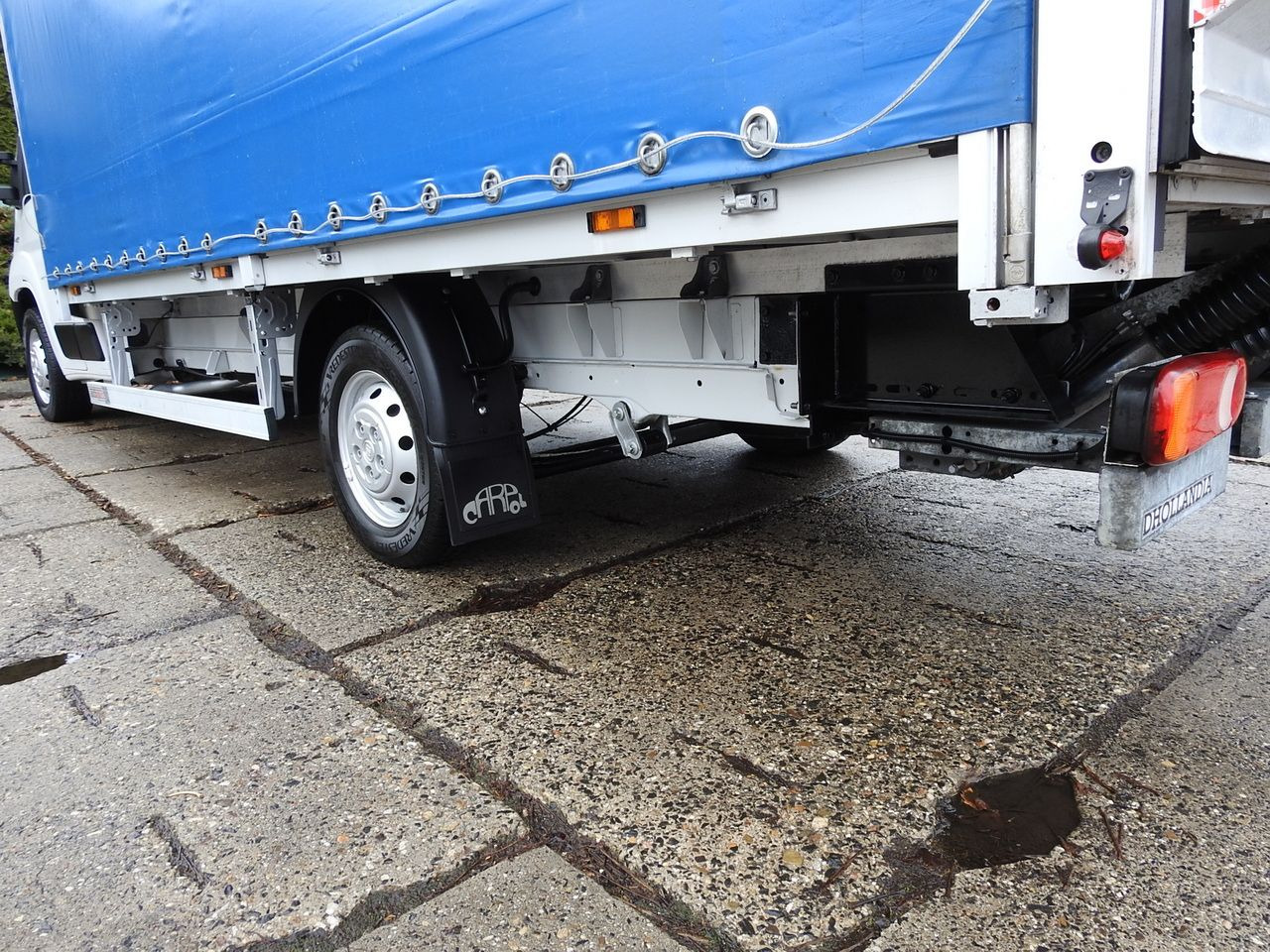 Plachtová dodávka FIAT DUCATO TARPAULIN LIFT 9 PALLETS WEBASTO CRUISE CONTROL A/C LED LAMP 180HP: obrázek 17 Plachtová dodávka FIAT DUCATO TARPAULIN LIFT 9 PALLETS WEBASTO CRUISE CONTROL A/C LED LAMP 180HP: obrázek 17