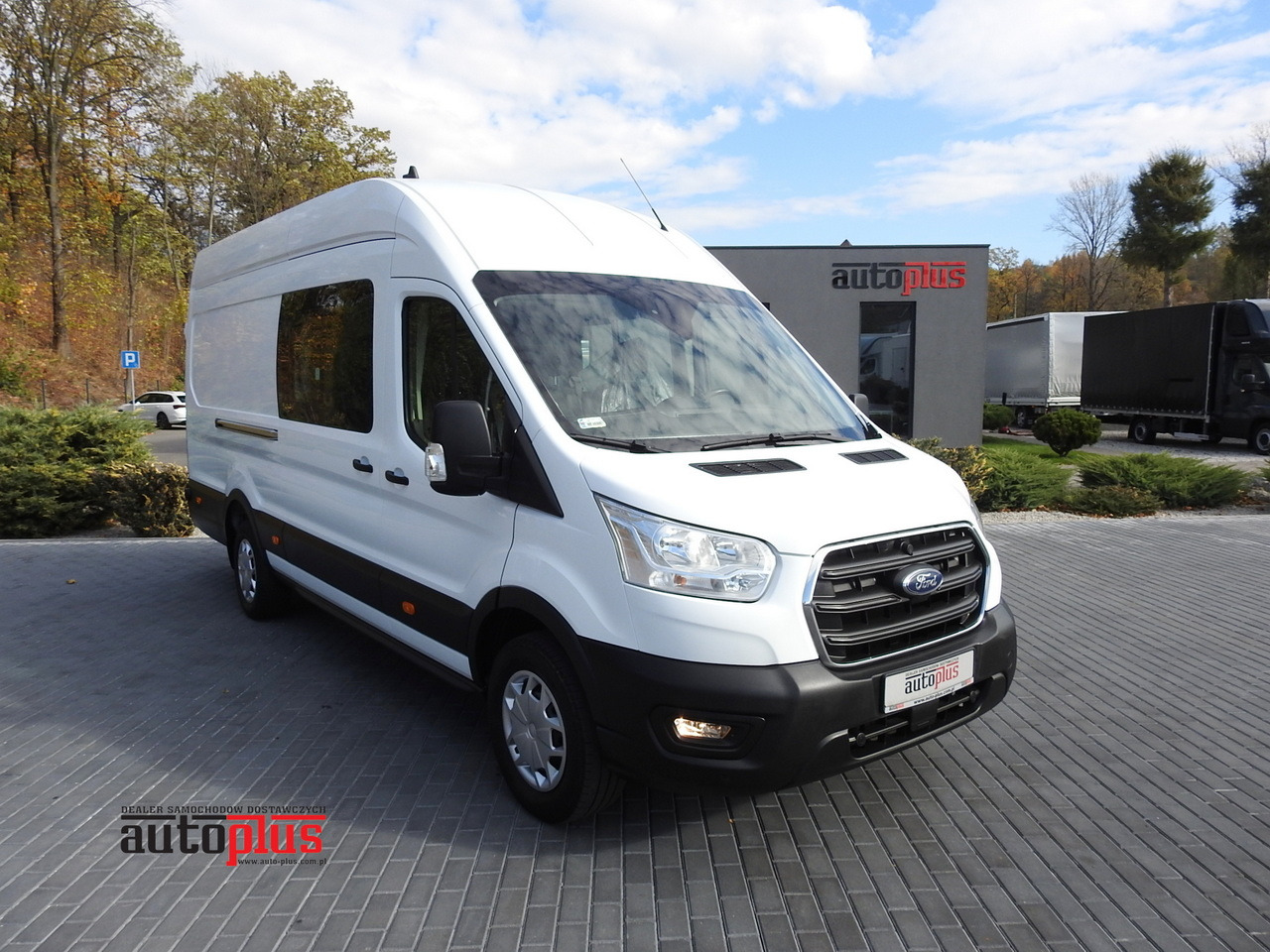 FORD TRANSIT BOX DELIVERY VAN 6 SEATS CRUISE CONTROL AIR CONDITIONING LED LIGHTS  130HP - Furgon: obrázek 1 FORD TRANSIT BOX DELIVERY VAN 6 SEATS CRUISE CONTROL AIR CONDITIONING LED LIGHTS  130HP - Furgon: obrázek 1