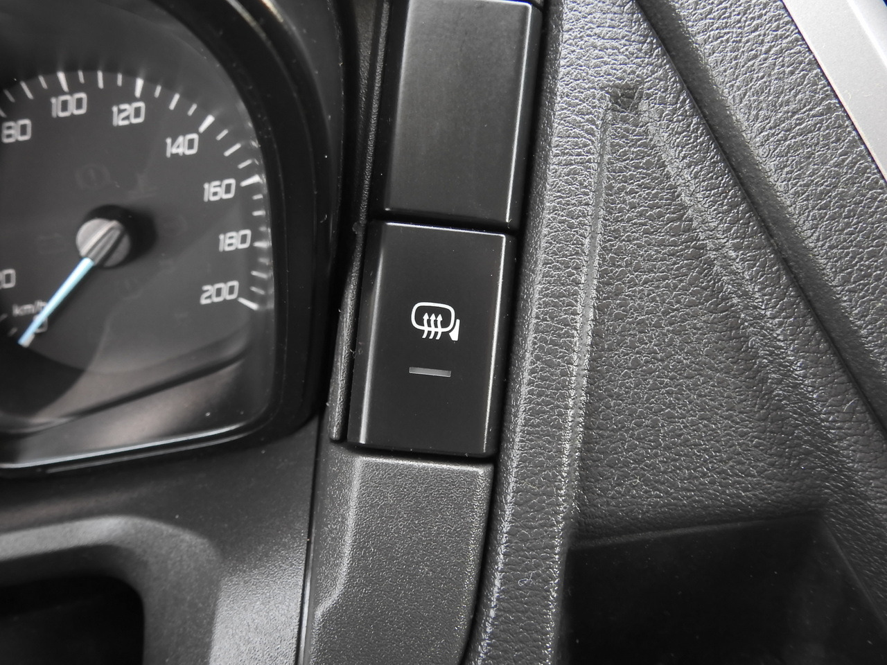 FORD TRANSIT BOX LIFT 8 PALLETS CRUISE CONTROL LED LIGHTS TWIN WHEELS AIR CONDITIONING 170HP leasing FORD TRANSIT BOX LIFT 8 PALLETS CRUISE CONTROL LED LIGHTS TWIN WHEELS AIR CONDITIONING 170HP: obrázek 33 FORD TRANSIT BOX LIFT 8 PALLETS CRUISE CONTROL LED LIGHTS TWIN WHEELS AIR CONDITIONING 170HP leasing FORD TRANSIT BOX LIFT 8 PALLETS CRUISE CONTROL LED LIGHTS TWIN WHEELS AIR CONDITIONING 170HP: obrázek 33