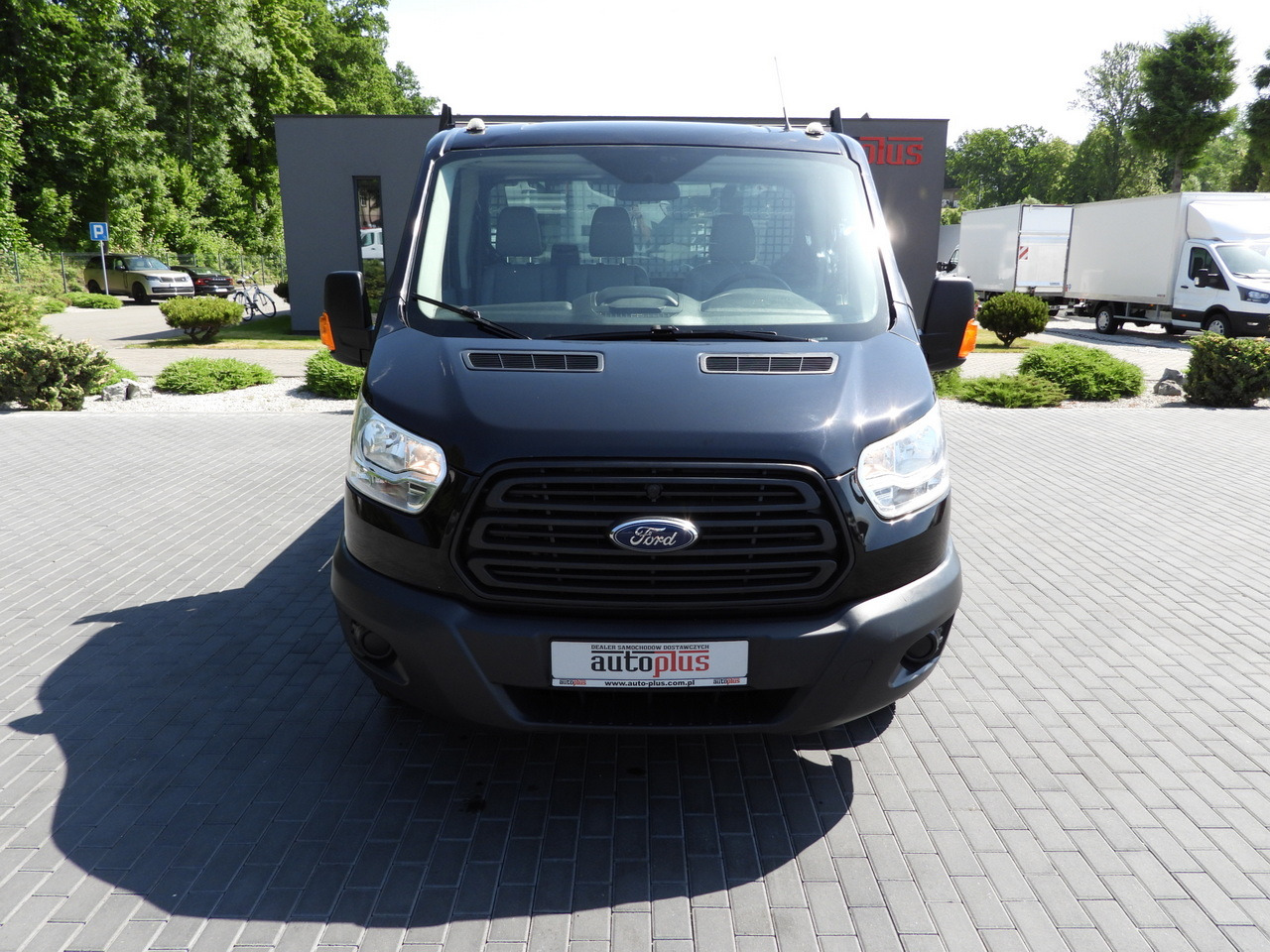 FORD TRANSIT STAKE BODY 8 PALLETS CRUISE CONTROL TWIN WHEELS AIR CONDITIONING 125HP - Dodávka valník: obrázek 5 FORD TRANSIT STAKE BODY 8 PALLETS CRUISE CONTROL TWIN WHEELS AIR CONDITIONING 125HP - Dodávka valník: obrázek 5