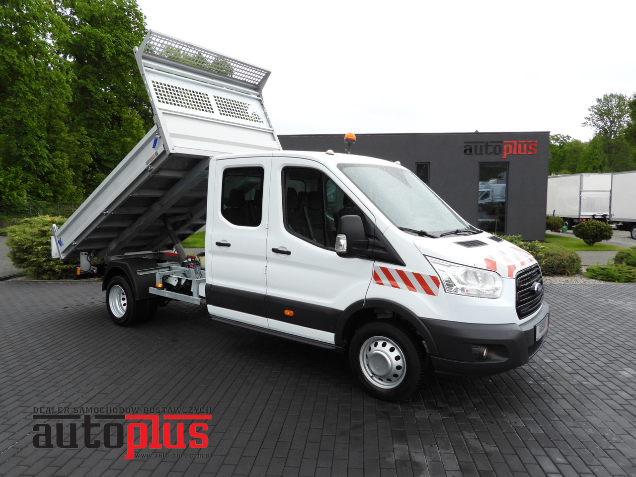 Ford TRANSIT KIPPER DOPPELKABINE DOKA 6 SITZE - Dodávka sklápěč, Dodávka s dvojitou kabinou: obrázek 1 Ford TRANSIT KIPPER DOPPELKABINE DOKA 6 SITZE - Dodávka sklápěč, Dodávka s dvojitou kabinou: obrázek 1