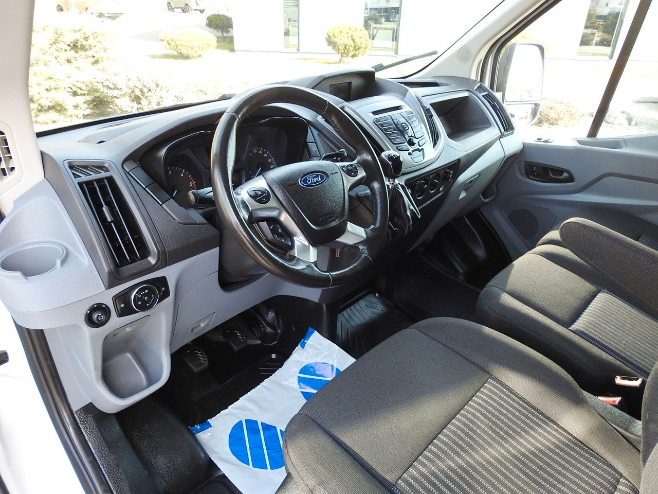 Ford TRANSIT KOFFER AUFZUG 8 PALETTEN TEMPOMAT LED - Dodávka skřín: obrázek 2 Ford TRANSIT KOFFER AUFZUG 8 PALETTEN TEMPOMAT LED - Dodávka skřín: obrázek 2