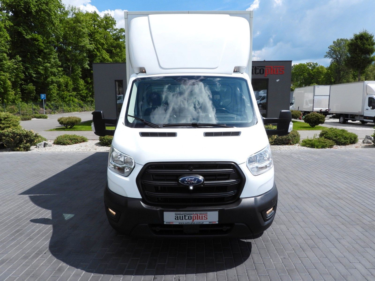 Ford TRANSIT KOFFER AUFZUG 8 PALETTEN TEMPOMAT - Dodávka skřín: obrázek 5 Ford TRANSIT KOFFER AUFZUG 8 PALETTEN TEMPOMAT - Dodávka skřín: obrázek 5
