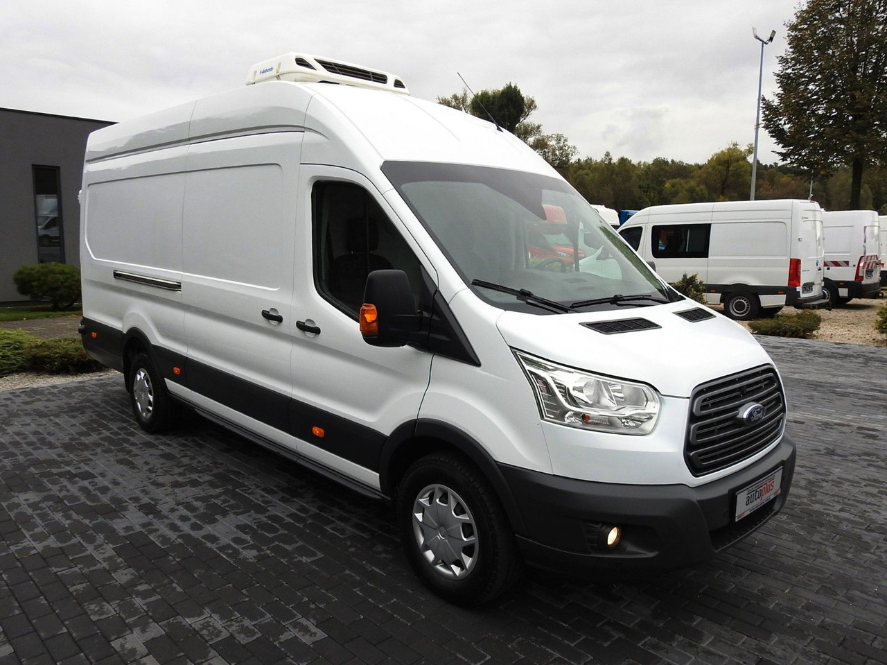 Ford TRANSIT KÜHLKASTENWAGEN 0*C HEIZFUNKTION Ford TRANSIT KÜHLKASTENWAGEN 0*C HEIZFUNKTION - Chladící dodávka: obrázek 4 Ford TRANSIT KÜHLKASTENWAGEN 0*C HEIZFUNKTION Ford TRANSIT KÜHLKASTENWAGEN 0*C HEIZFUNKTION - Chladící dodávka: obrázek 4