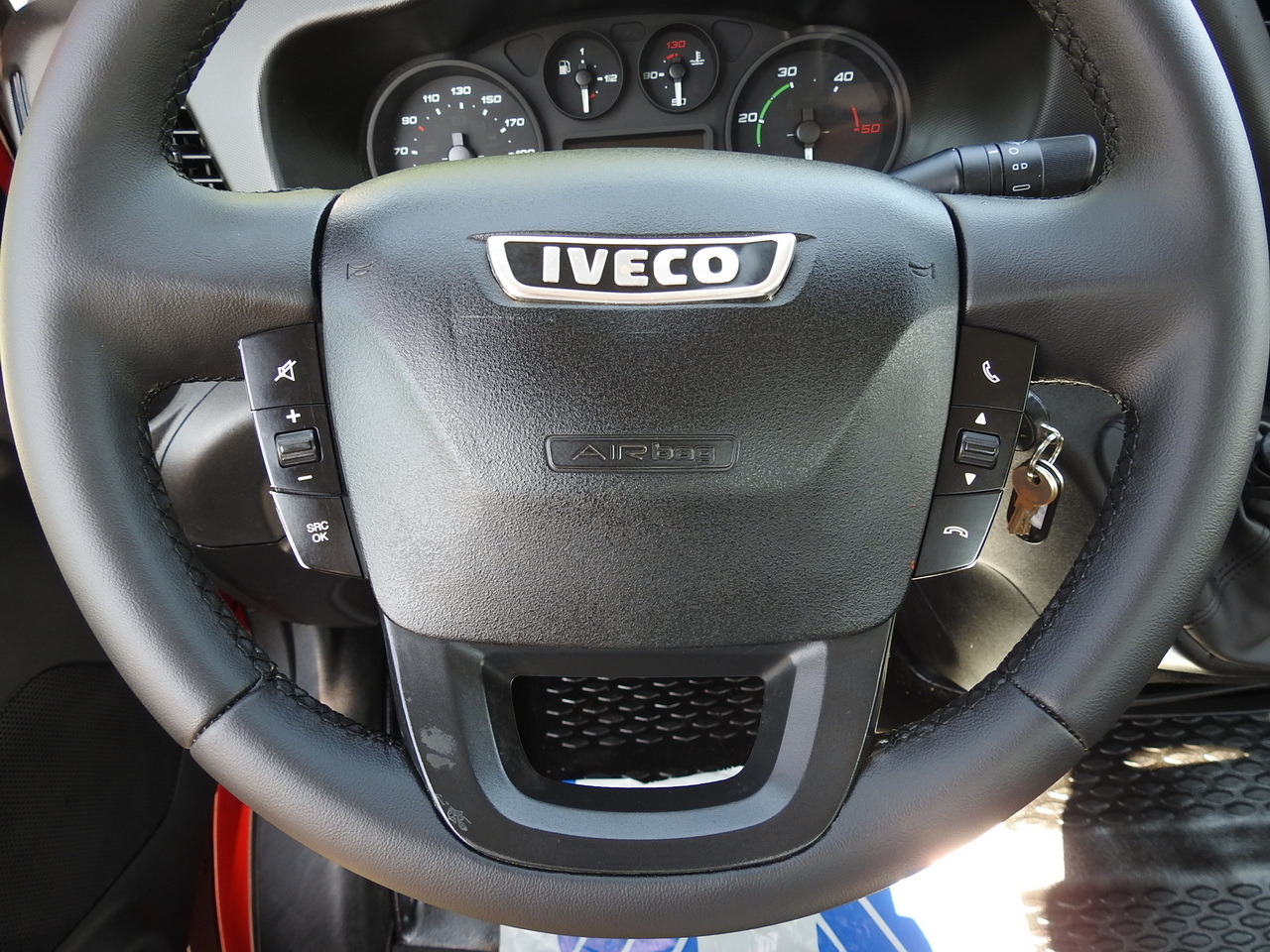 Dodávka sklápěč IVECO DAILY 35C13 TIPPER CRUISE CONTROL AIR CONDITIONING TWIN WHEELS  130HP: obrázek 31