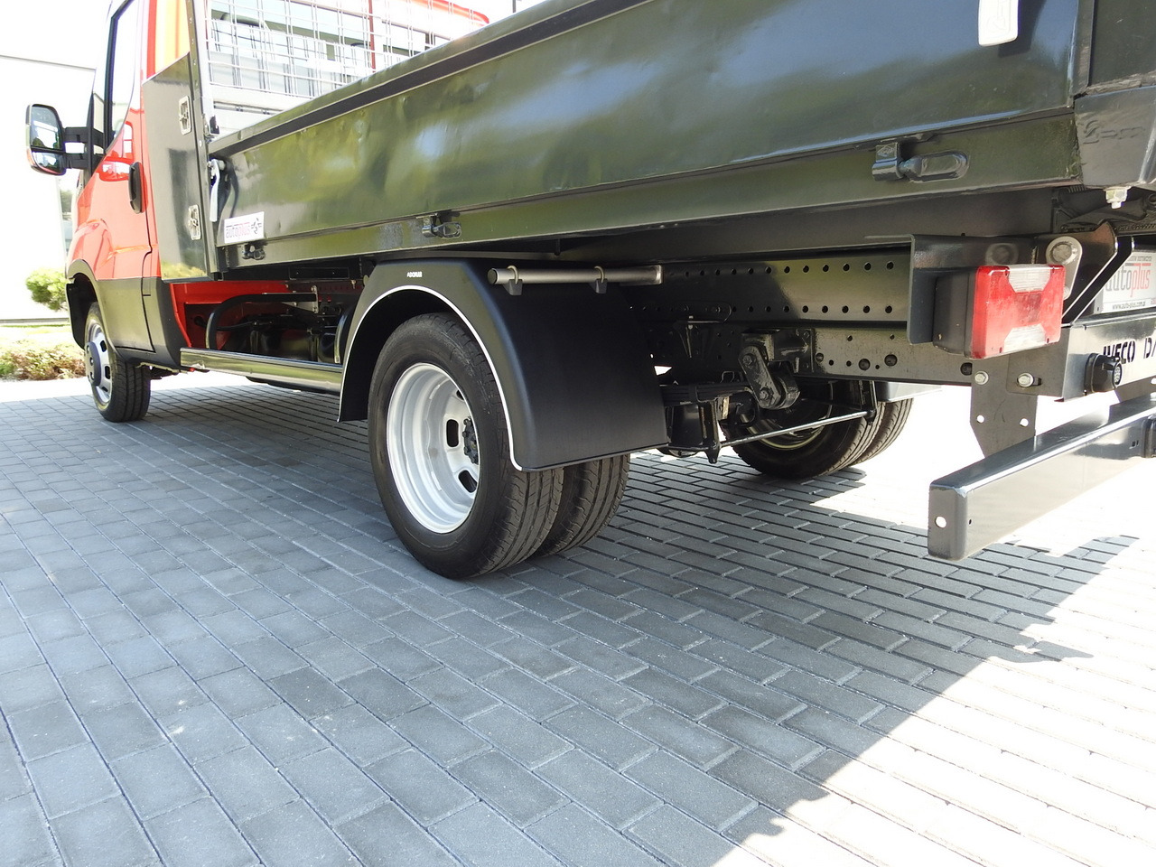 Dodávka sklápěč IVECO DAILY 35C13 TIPPER CRUISE CONTROL AIR CONDITIONING TWIN WHEELS  130HP: obrázek 15