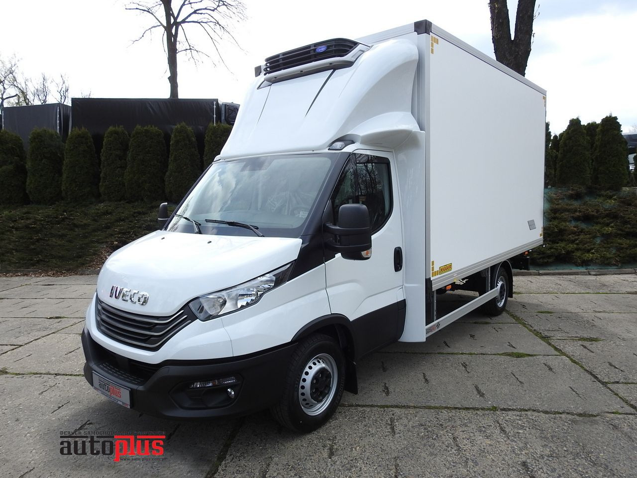 IVECO DAILY 35S16 NEW REGRIGERATOR BOX -10*C 8 PALLETS HEATING FUNCTION POWER SUPPLY 230V CRUISE CONTROL AIR CONDITIONING 160HP - Chladící dodávka: obrázek 1 IVECO DAILY 35S16 NEW REGRIGERATOR BOX -10*C 8 PALLETS HEATING FUNCTION POWER SUPPLY 230V CRUISE CONTROL AIR CONDITIONING 160HP - Chladící dodávka: obrázek 1
