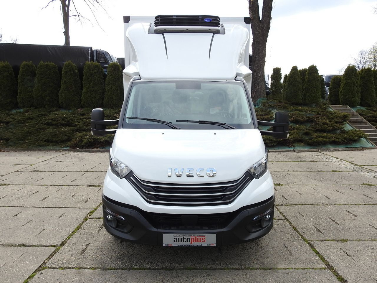 IVECO DAILY 35S16 NEW REGRIGERATOR BOX -10*C 8 PALLETS HEATING FUNCTION POWER SUPPLY 230V CRUISE CONTROL AIR CONDITIONING 160HP - Chladící dodávka: obrázek 5 IVECO DAILY 35S16 NEW REGRIGERATOR BOX -10*C 8 PALLETS HEATING FUNCTION POWER SUPPLY 230V CRUISE CONTROL AIR CONDITIONING 160HP - Chladící dodávka: obrázek 5