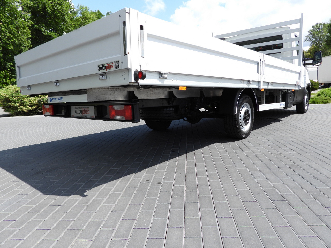 Dodávka valník IVECO DAILY 35S16 STAKE BODY 10 PALLETS CRUISE CONTROL AIR CONDITIONING 160HP: obrázek 23 Dodávka valník IVECO DAILY 35S16 STAKE BODY 10 PALLETS CRUISE CONTROL AIR CONDITIONING 160HP: obrázek 23