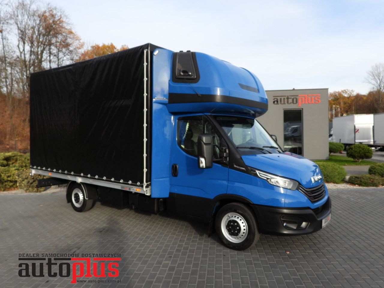 IVECO DAILY 35S21 TARPAULIN 10 PALLETS WEBASTO CRUISE CONTROL NAVIGATION LED LIGHTS AUTOMATIC TRANSMISSION HI-MATIC AIR CONDITIONING 210HP - Plachtová dodávka: obrázek 1 IVECO DAILY 35S21 TARPAULIN 10 PALLETS WEBASTO CRUISE CONTROL NAVIGATION LED LIGHTS AUTOMATIC TRANSMISSION HI-MATIC AIR CONDITIONING 210HP - Plachtová dodávka: obrázek 1