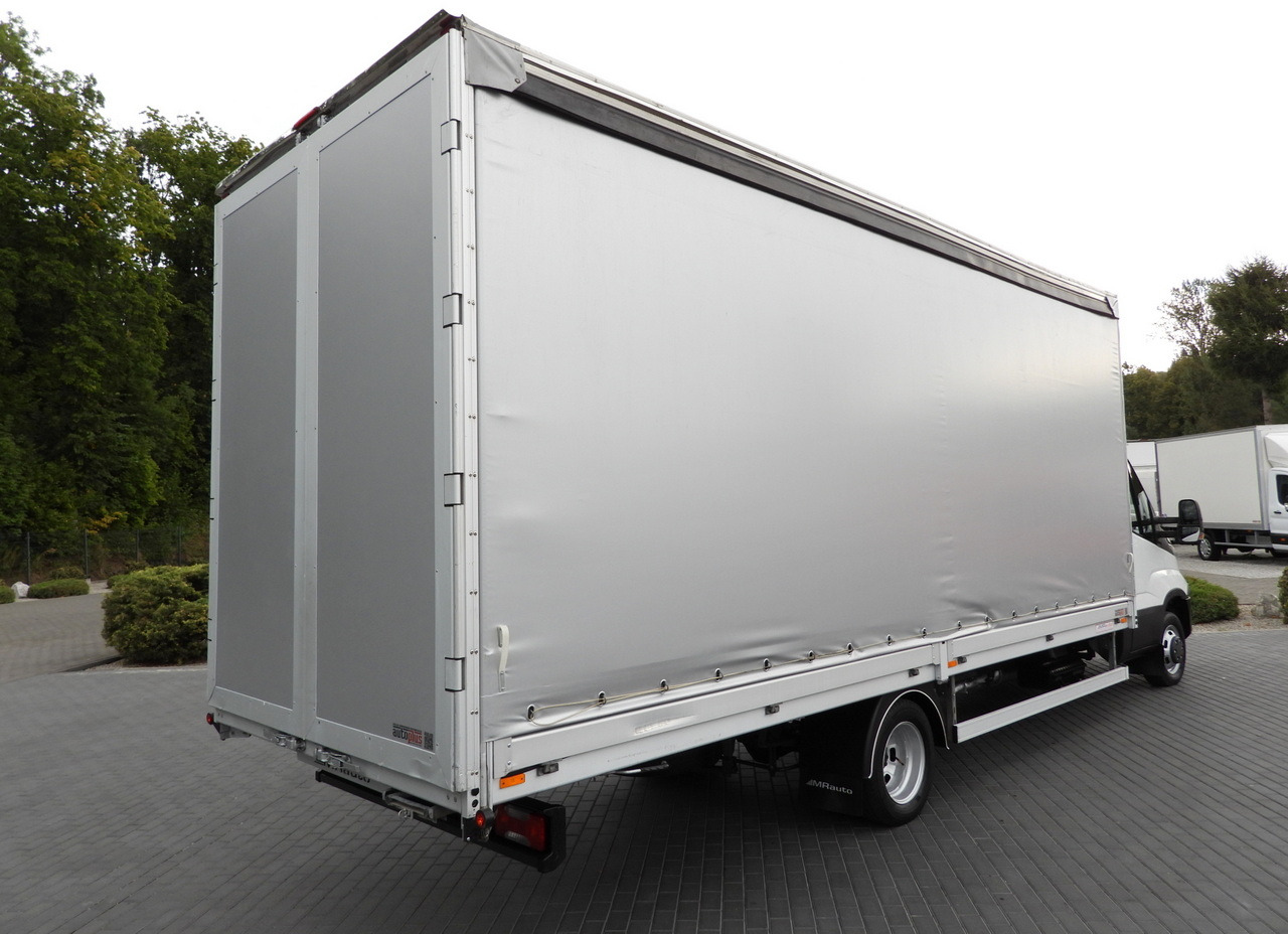 IVECO DAILY 50C15 TARPAULIN 12 PALLETS CRUISE CONTROL TWIN WHEELS AIR CONDITIONING  150HP - Plachtová dodávka: obrázek 3 IVECO DAILY 50C15 TARPAULIN 12 PALLETS CRUISE CONTROL TWIN WHEELS AIR CONDITIONING  150HP - Plachtová dodávka: obrázek 3