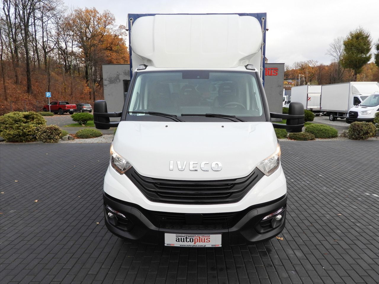 IVECO DAILY 50C16 TARPAULIN 10 PALLETS CRUISE CONTROL TWIN WHEELS AIR CONDITIONING 160HP - Plachtová dodávka: obrázek 5 IVECO DAILY 50C16 TARPAULIN 10 PALLETS CRUISE CONTROL TWIN WHEELS AIR CONDITIONING 160HP - Plachtová dodávka: obrázek 5