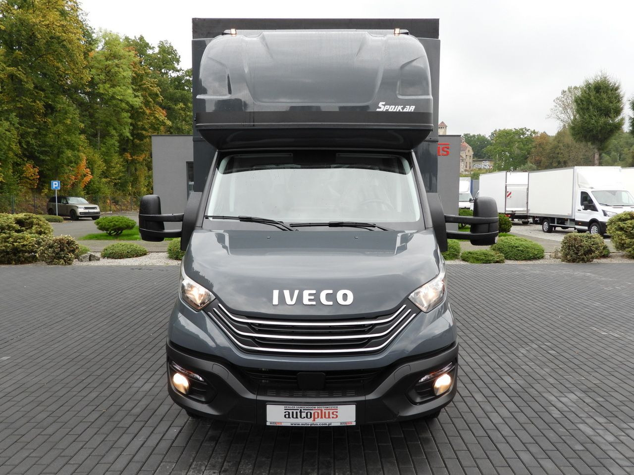 IVECO DAILY 50C18 TARPAULIN 14 PALLETS WEBASTO CRUISE CONTROL PNEUMATICS TWIN WHEELS AIR CONDITIONING 180HP - Plachtová dodávka: obrázek 5 IVECO DAILY 50C18 TARPAULIN 14 PALLETS WEBASTO CRUISE CONTROL PNEUMATICS TWIN WHEELS AIR CONDITIONING 180HP - Plachtová dodávka: obrázek 5