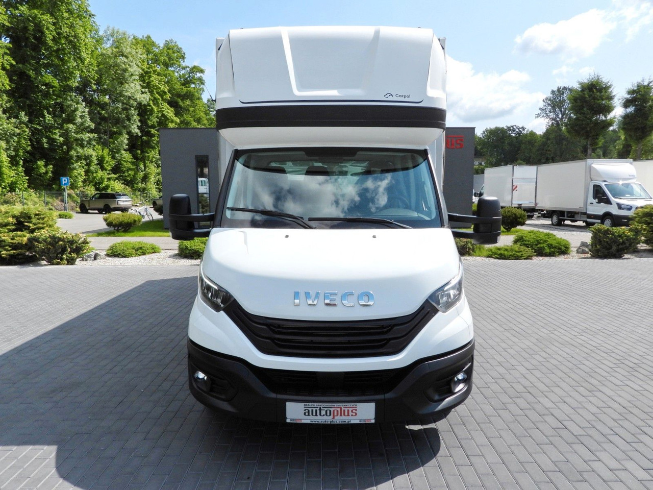 Iveco DAILY 35S18 PRITSCHE PLANE 10 PALETTEN TEMPOMAT - Plachtová dodávka: obrázek 5 Iveco DAILY 35S18 PRITSCHE PLANE 10 PALETTEN TEMPOMAT - Plachtová dodávka: obrázek 5