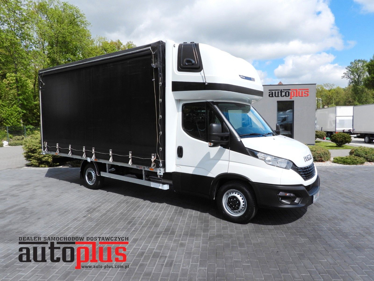 Iveco DAILY 35S18 PRITSCHE PLANE 10 PALETTEN WEBASTO - Plachtová dodávka: obrázek 1 Iveco DAILY 35S18 PRITSCHE PLANE 10 PALETTEN WEBASTO - Plachtová dodávka: obrázek 1