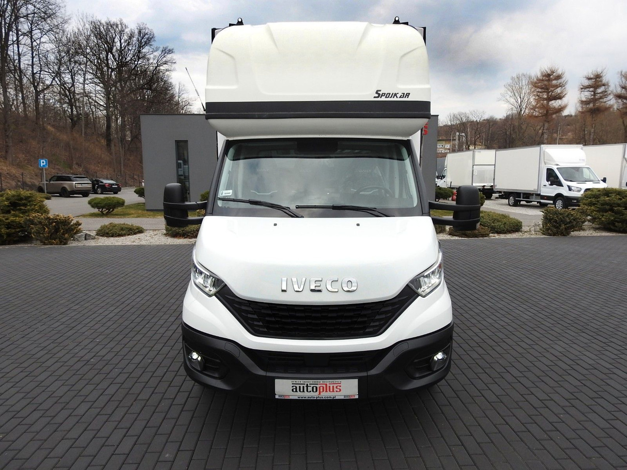 Iveco DAILY 35S18 PRITSCHE PLANE 10 PALLETS WEBASTO - Plachtová dodávka: obrázek 5 Iveco DAILY 35S18 PRITSCHE PLANE 10 PALLETS WEBASTO - Plachtová dodávka: obrázek 5