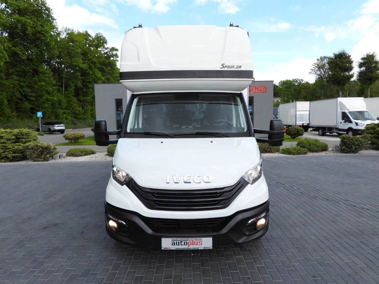 Iveco DAILY 35S18 PRITSCHE PLANE AUFZUG 8 PALETTEN - Plachtová dodávka: obrázek 5 Iveco DAILY 35S18 PRITSCHE PLANE AUFZUG 8 PALETTEN - Plachtová dodávka: obrázek 5