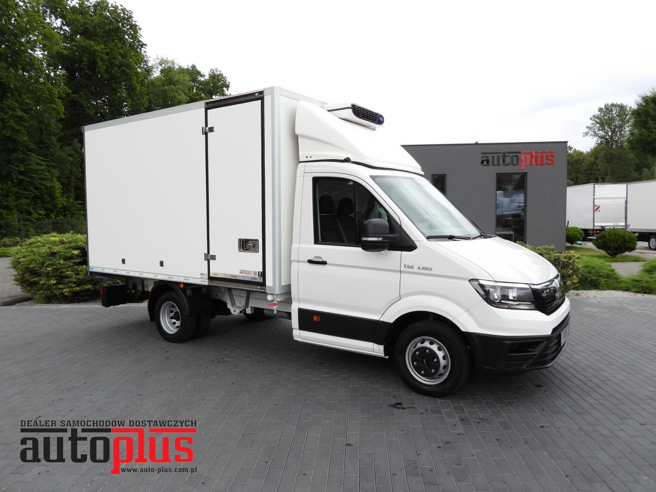 MAN TGE 3.180 REGRIGERATOR BOX 0*C CRUISE CONTROL TWIN WHEELS AIR CONDITIONING 180HP - Chladící dodávka: obrázek 1 MAN TGE 3.180 REGRIGERATOR BOX 0*C CRUISE CONTROL TWIN WHEELS AIR CONDITIONING 180HP - Chladící dodávka: obrázek 1